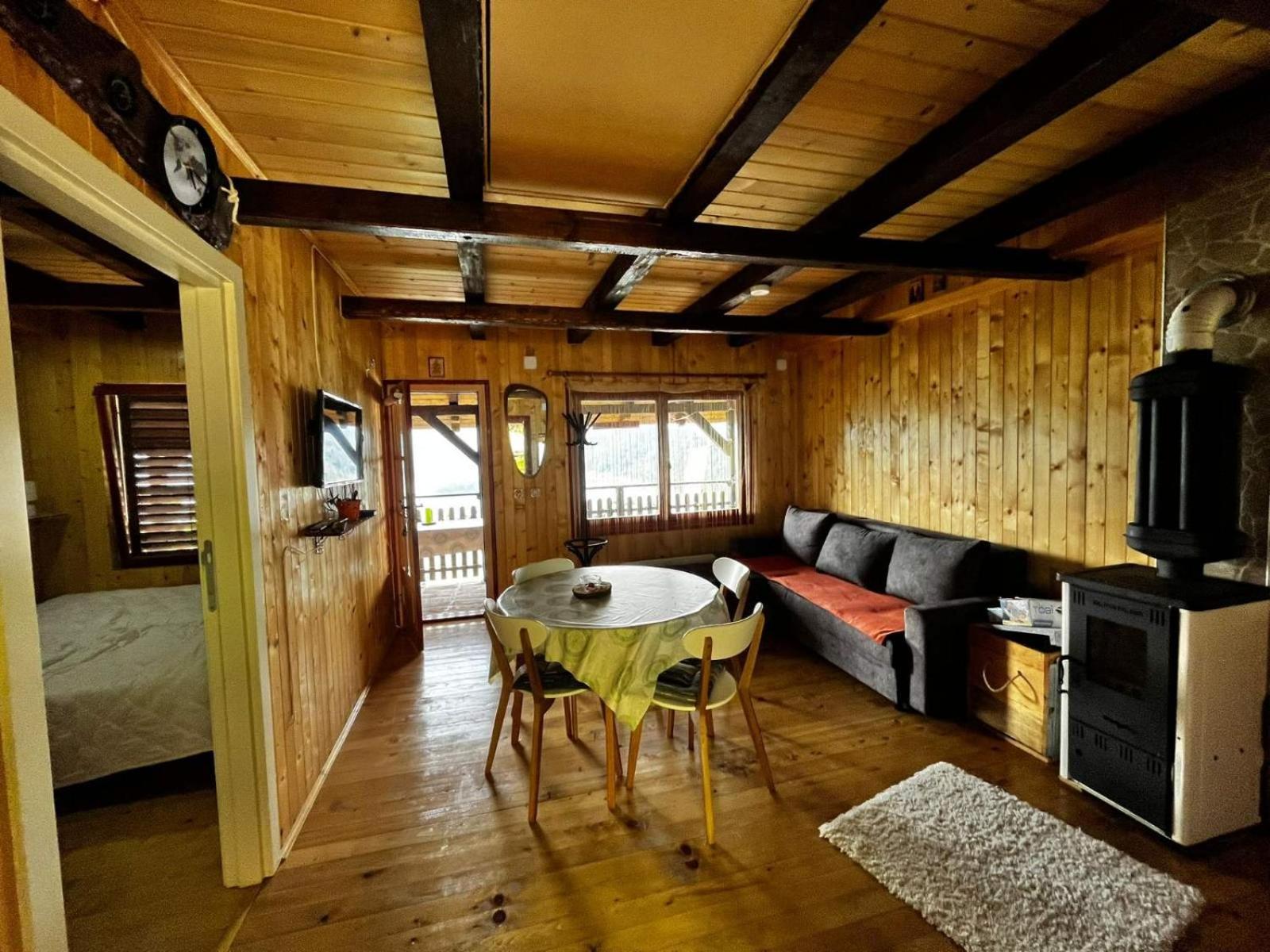 Apartman Orlovo Oko Mandici Екстер'єр фото